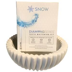 Snow Diamond Series Teeth Whitening Kit wLED Mouthpiece & Serum NEW